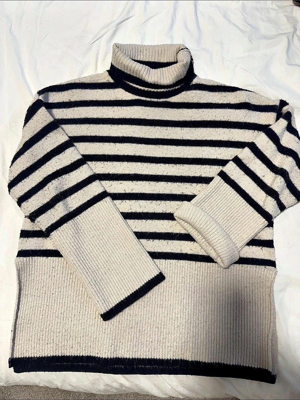 OAK + FORT Striped Turtleneck Sweater in Black & Cream Size Medium